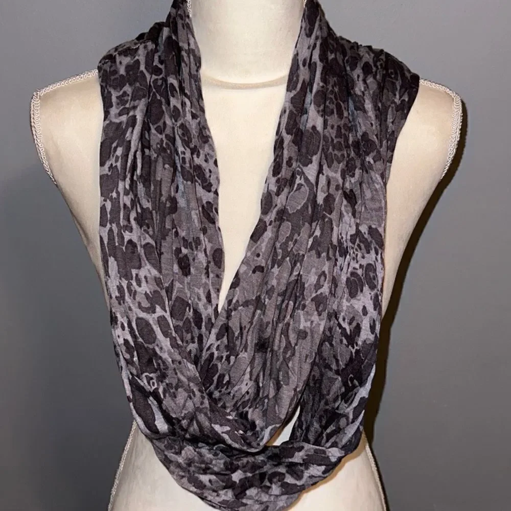 Ann Taylor’s LOFT Infinity Scarf!